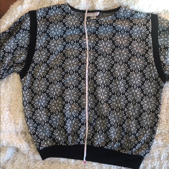 Sharon Anthony vintage B&W snowflake sweater top - Picture 11 of 13